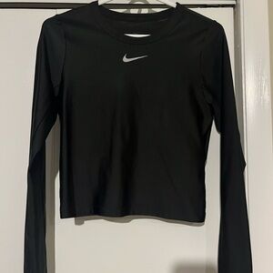 Nike Drifit Long Sleeve Crop Shirt